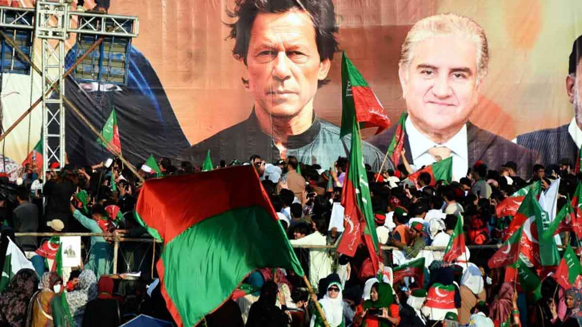 ইমরানকে খানকে মুক্তি দিতে আল্টিমেটাম