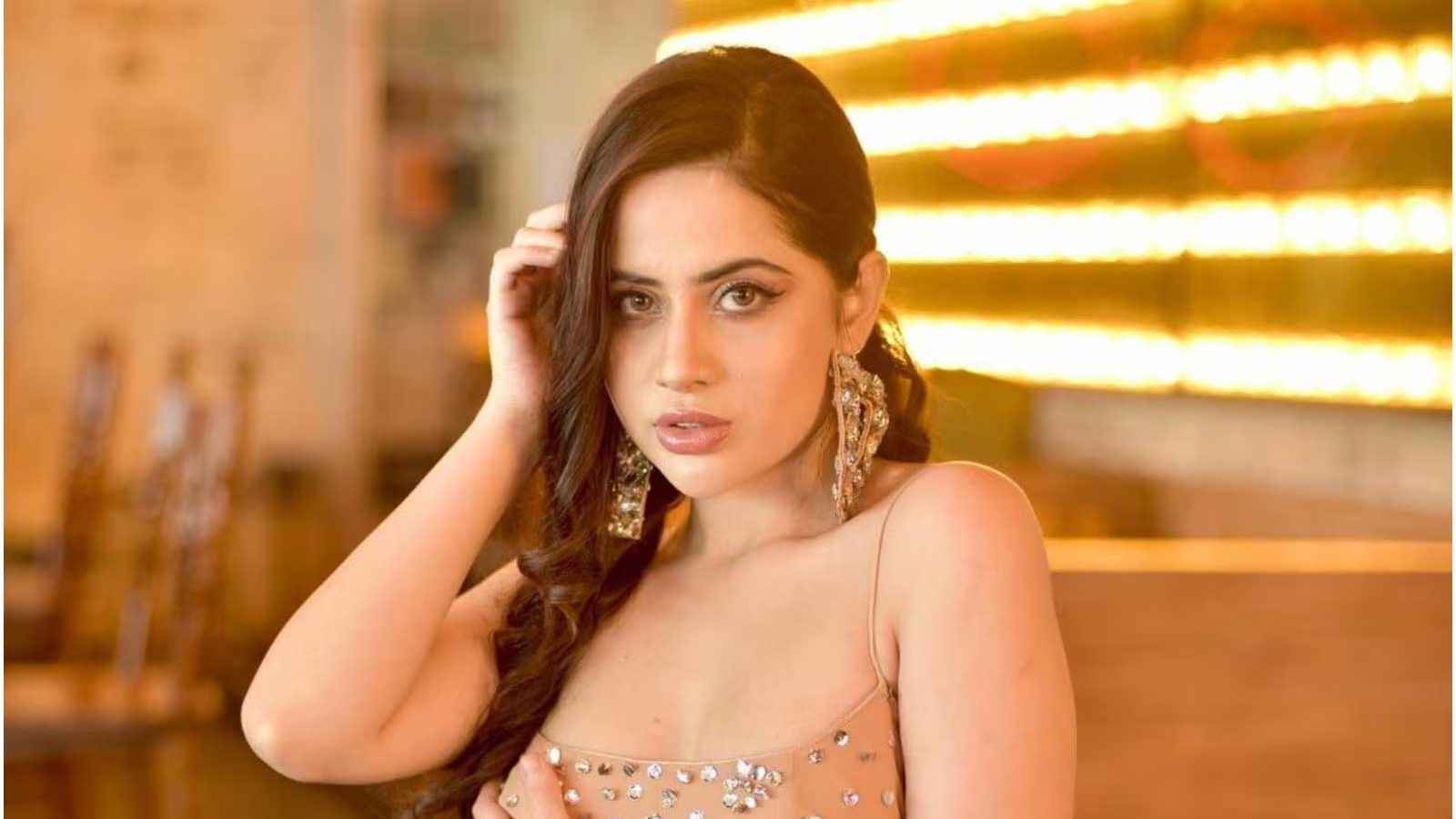 ১৫ বছরের কিশোরের দ্বারা হেনস্তার শিকার উরফি!