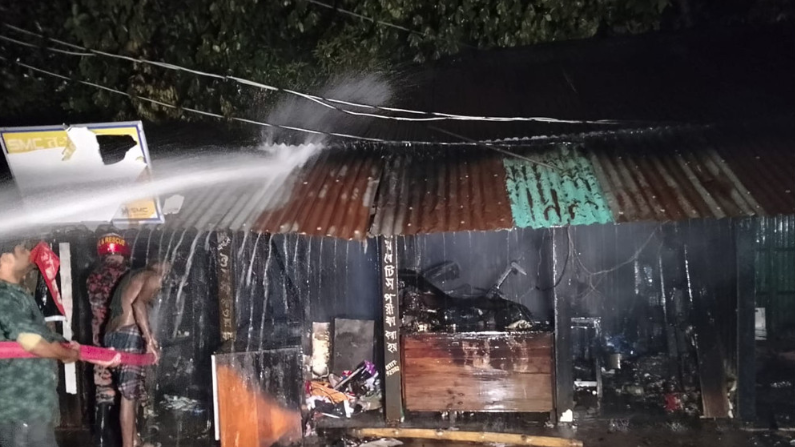ফরিদপুরে ৫ দোকানে ভয়াবহ আগুন