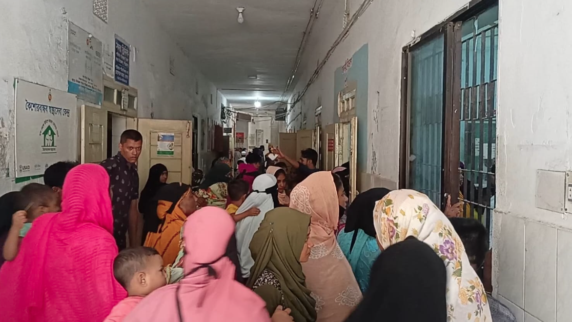 শরীয়তপুরে দেয়াল চাপায় নির্মাণ শ্রমিকের মৃত্যু