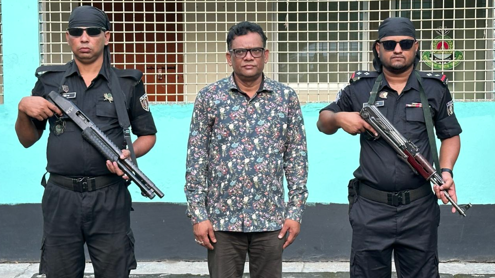 বারহাট্টার সাবেক উপজেলা চেয়ারম্যান খোকন ঢাকায় গ্রেফতার