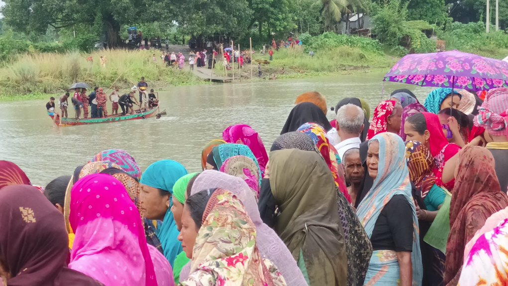 মানিকগঞ্জে সাঁতার শিখাতে গিয়ে বাবা-মেয়ে নিখোঁজ 