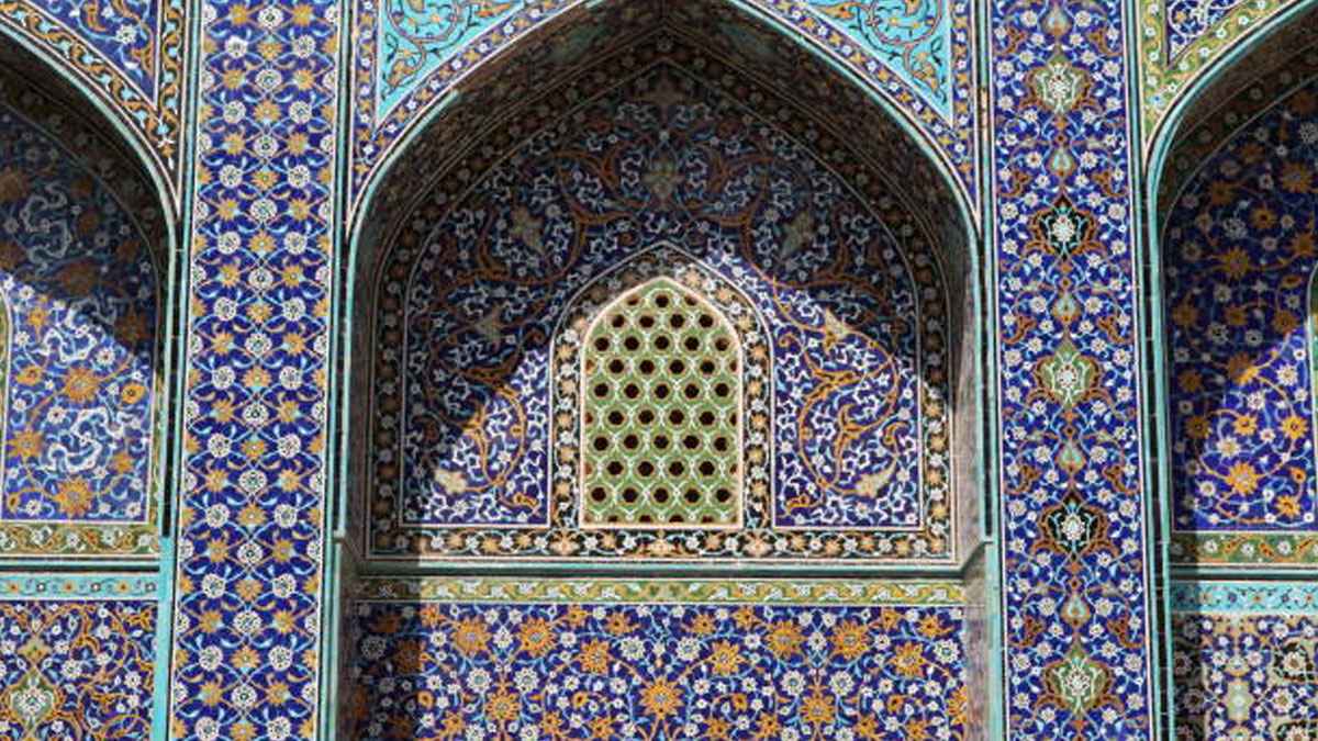 কোরআন-হাদিসে মাজলুমের পাশে থাকার নির্দেশ