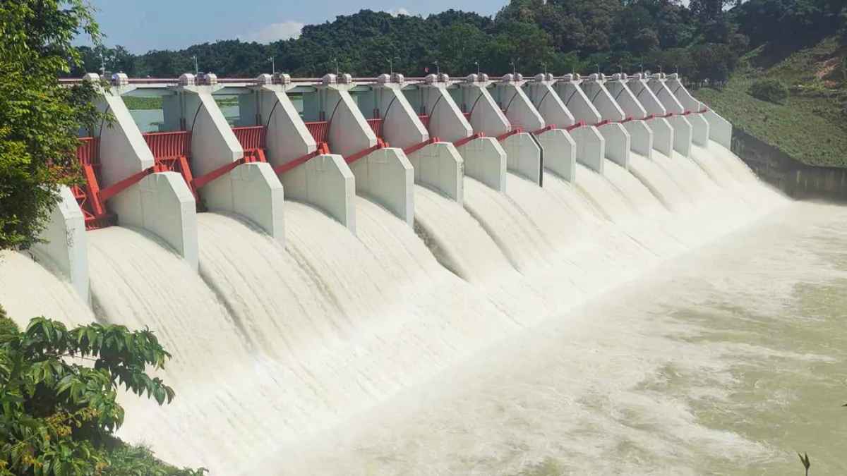আবারও খুলে দেওয়া হলো কাপ্তাই বাঁধের ১৬ জলকপাট