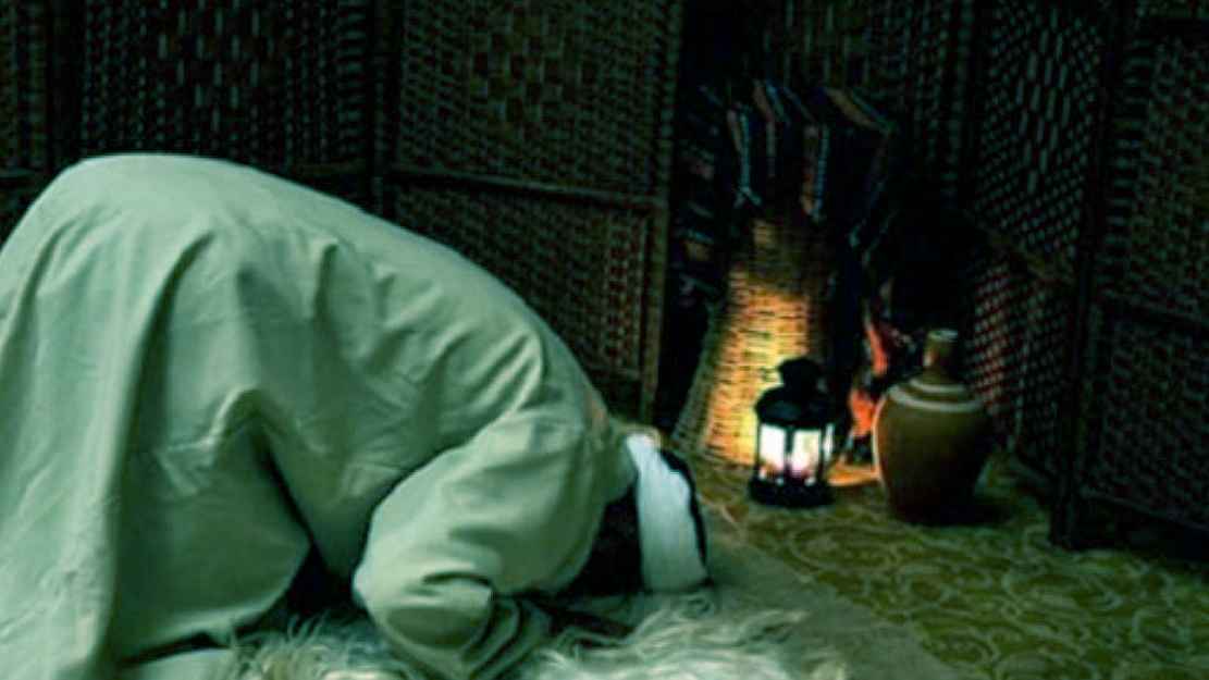 রাত ১২টার পর এশার নামাজ পড়া যাবে?