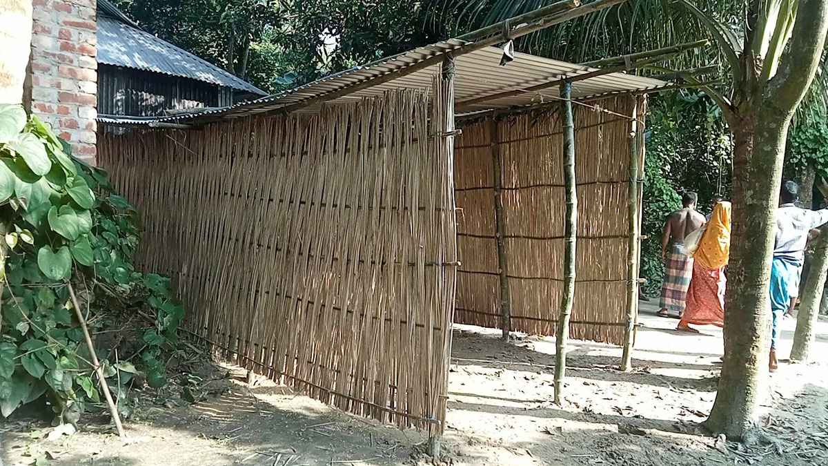 সাদুল্লাপুরে জোরপূর্বক ঘর স্থাপন করে জমি দখলের চেষ্টা