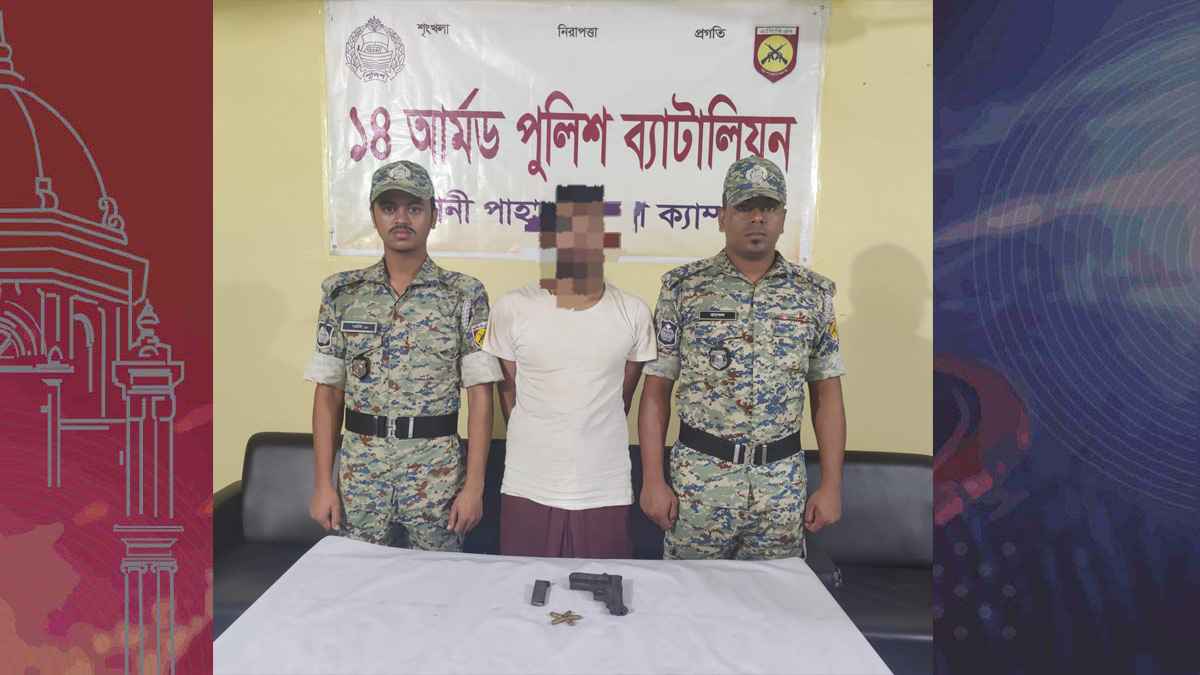 রোহিঙ্গা শিবির থেকে অস্ত্র-গুলিসহ সন্ত্রাসী গ্রেফতার