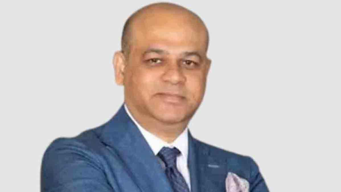 সাবেক ভূমিমন্ত্রী সাইফুজ্জামানের ভাই রনির ব্যাংক হিসাব জব্দ