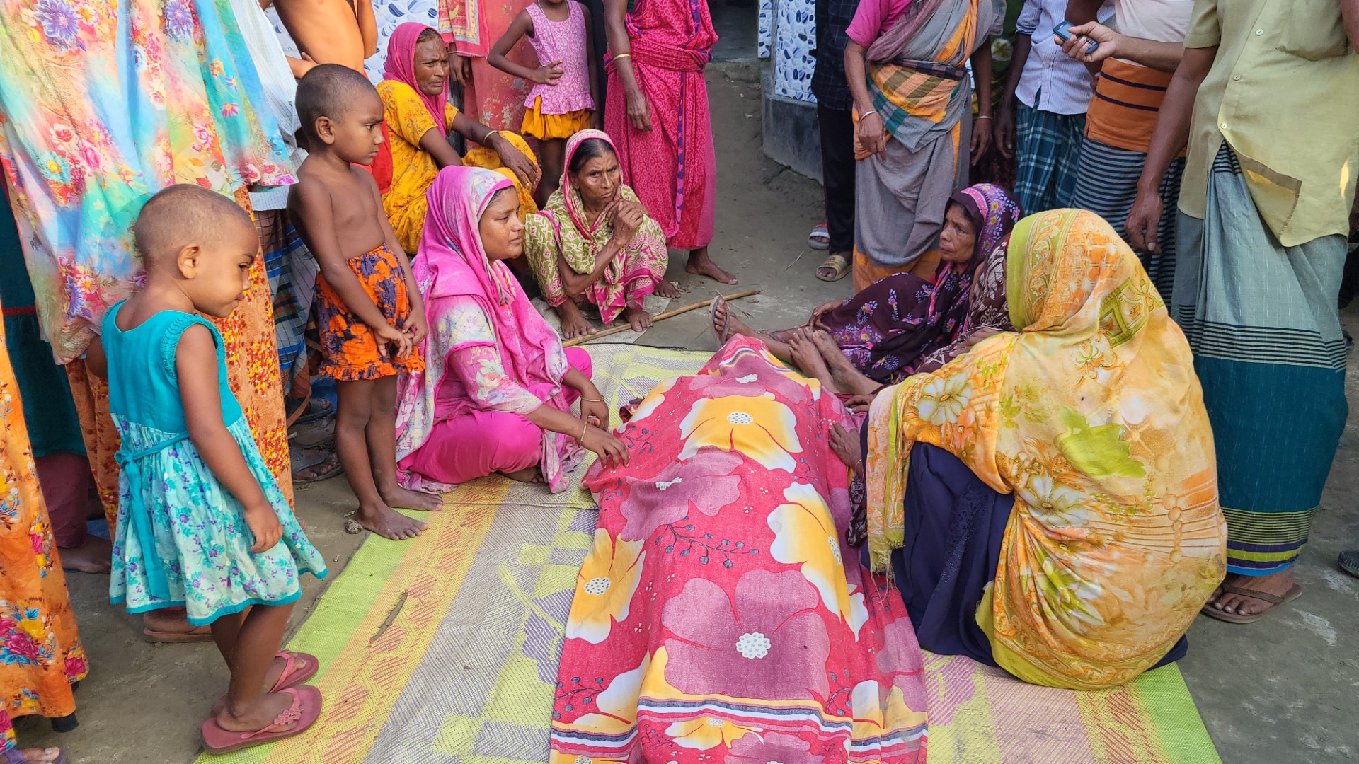 thumbnail_Ullapara_(Sirajganj)_pic_20.9.24