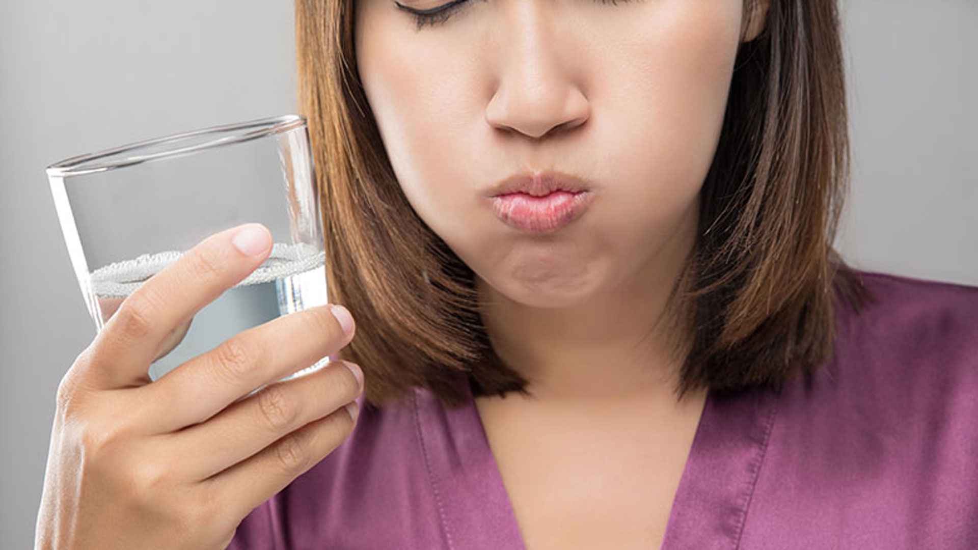 রোজ লবণ-পানি দিয়ে কুলকুচি করবেন যেসব কারণে