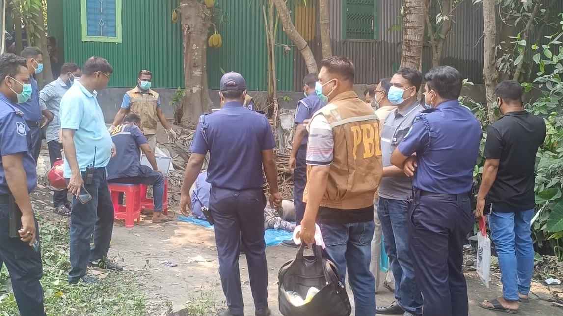 নিখোঁজের ৩ দিন পর সেপটিক ট্যাংকে মিলল কলেজছাত্রের মরদেহ