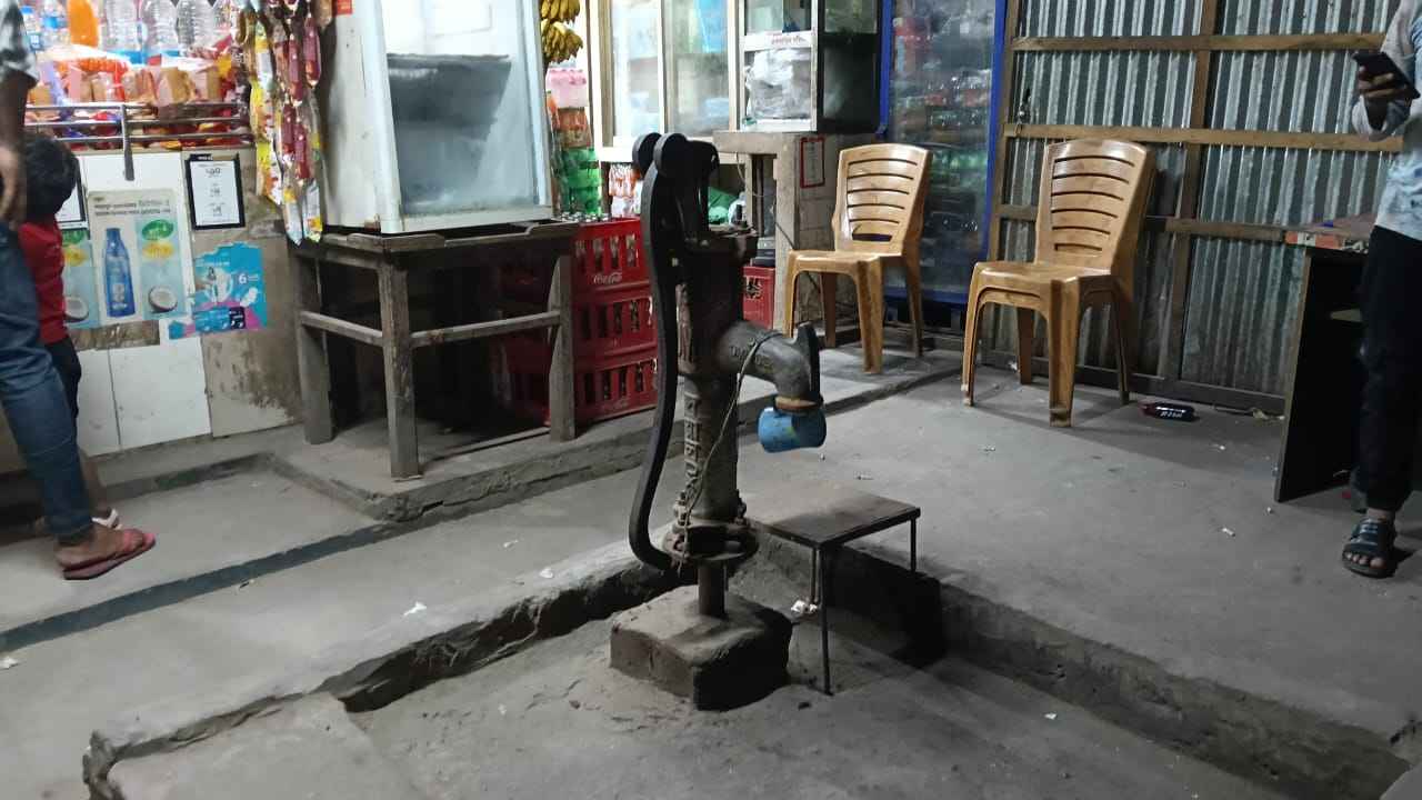 ব্রাহ্মণবাড়িয়ায় সুপেয় পানির তীব্র সংকট, পাম্প-নলকূপে উঠছে না পানি