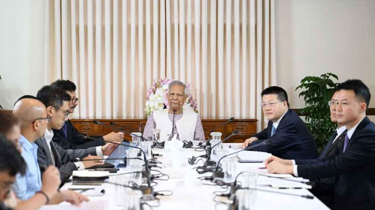 পরিকল্পনা নিয়ে এগিয়ে যাওয়া এখন সর্বোচ্চ অগ্রাধিকার: প্রধান উপদেষ্টা