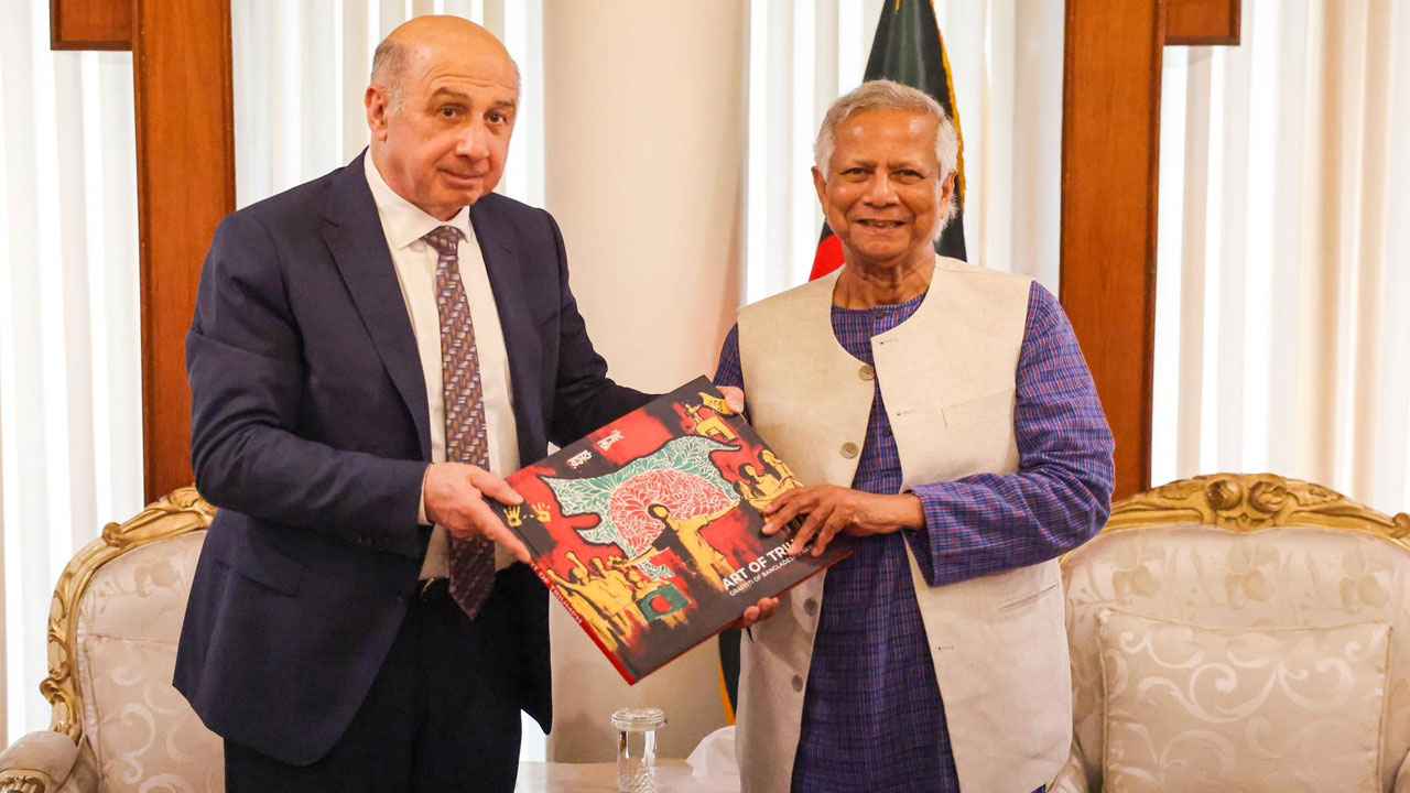 বাংলাদেশকে এক বিলিয়ন ডলারের ঋণ দেবে এনডিবি