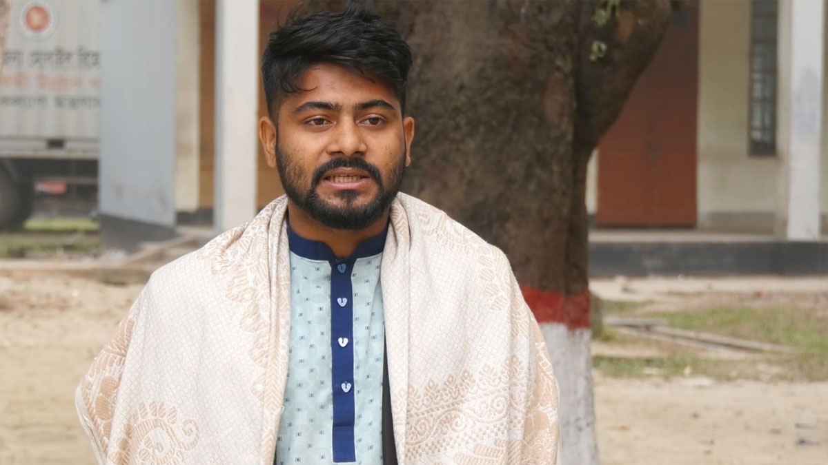 লাইভে এসে নিরাপত্তা চাইলেন ছাত্র আন্দোলনের আহ্বায়ক