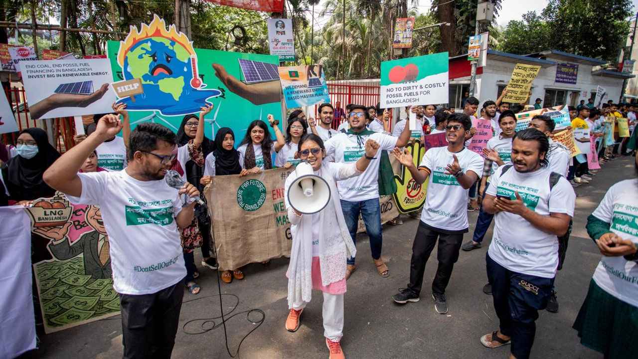 জীবাশ্ম জ্বালানি নির্ভর মহাপরিকল্পনা পুনর্বিবেচনার দাবি