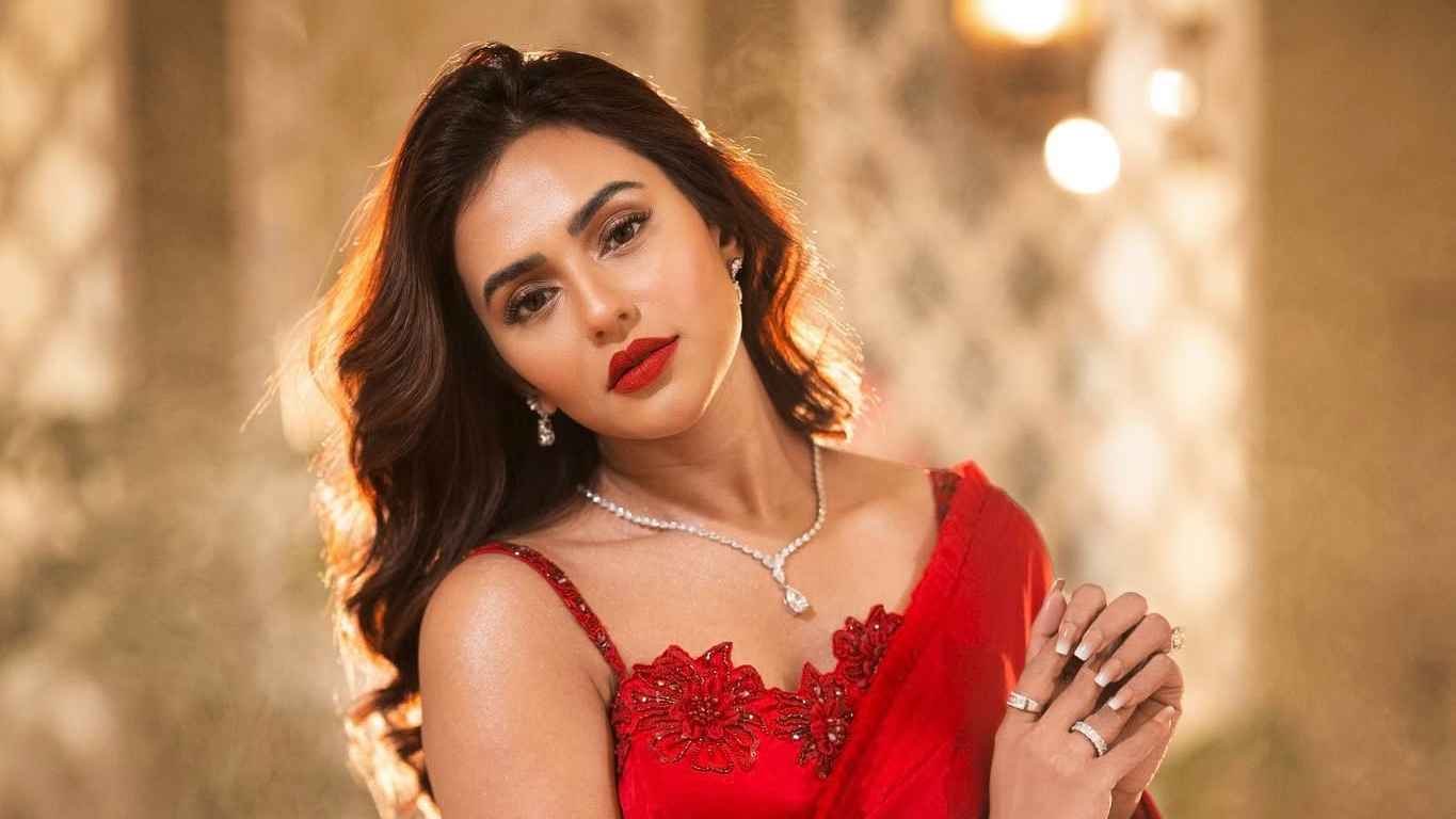 আওয়ামী লীগকে অর্থ যোগানের অভিযোগ ফারিয়ার বিরুদ্ধে