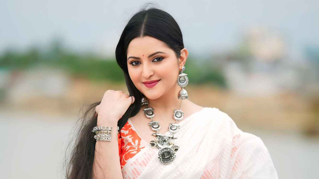 গৃহকর্মীকে মারধরের অভিযোগে জিডি, মুখ খুললেন পরীমণি