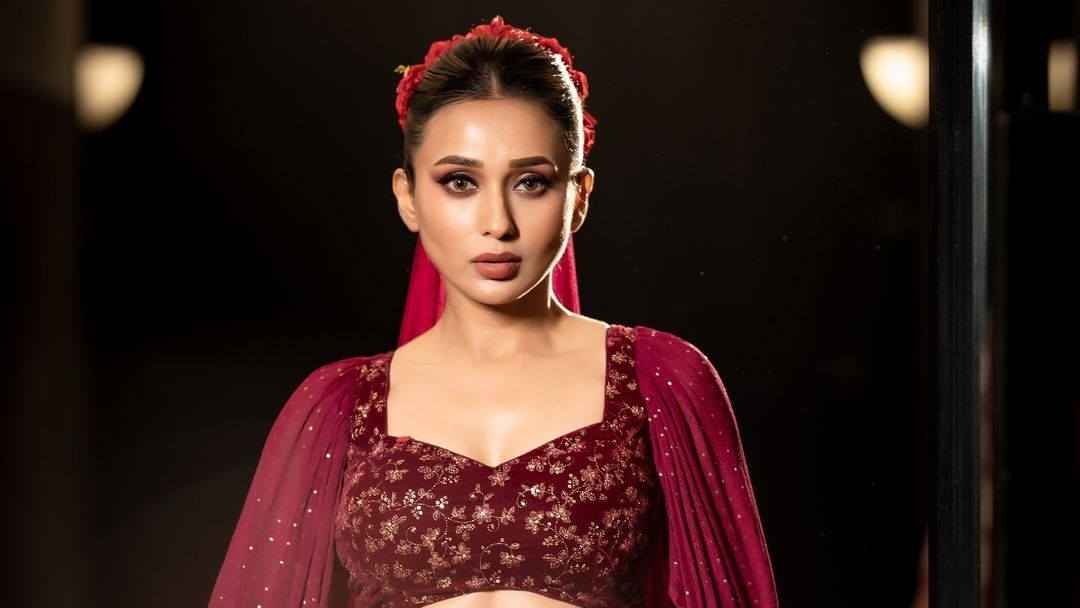 শুটিং সেটে আহত মিমি চক্রবর্তী