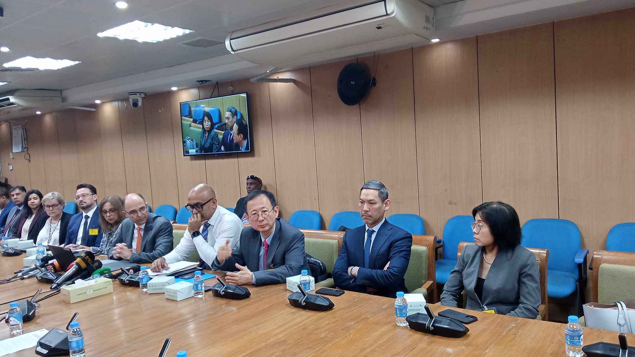 ঋণের ৪র্থ ও শেষ কিস্তির বিষয়ে সিদ্ধান্ত জুনে: আইএমএফ