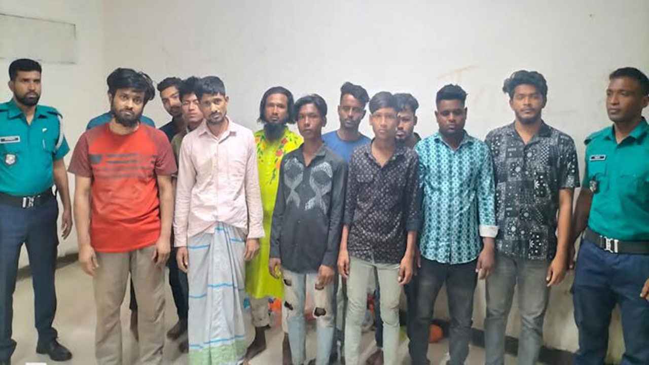 মোহাম্মদপুরে দিনব্যাপী অভিযানে গ্রেফতার ১৩