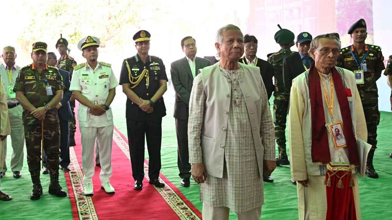 সম্প্রীতি ভবনের ভিত্তিপ্রস্তর স্থাপন করলেন প্রধান উপদেষ্টা