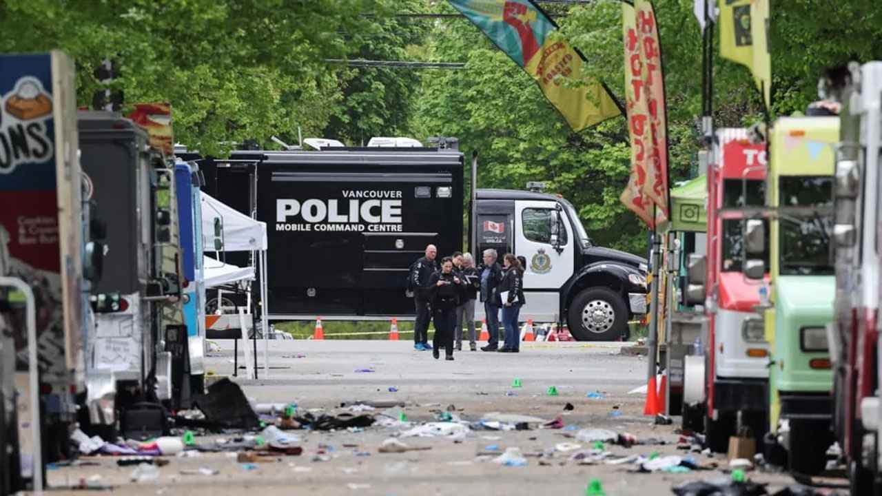 কানাডায় উৎসবে গাড়িচাপায় নিহত বেড়ে ১১