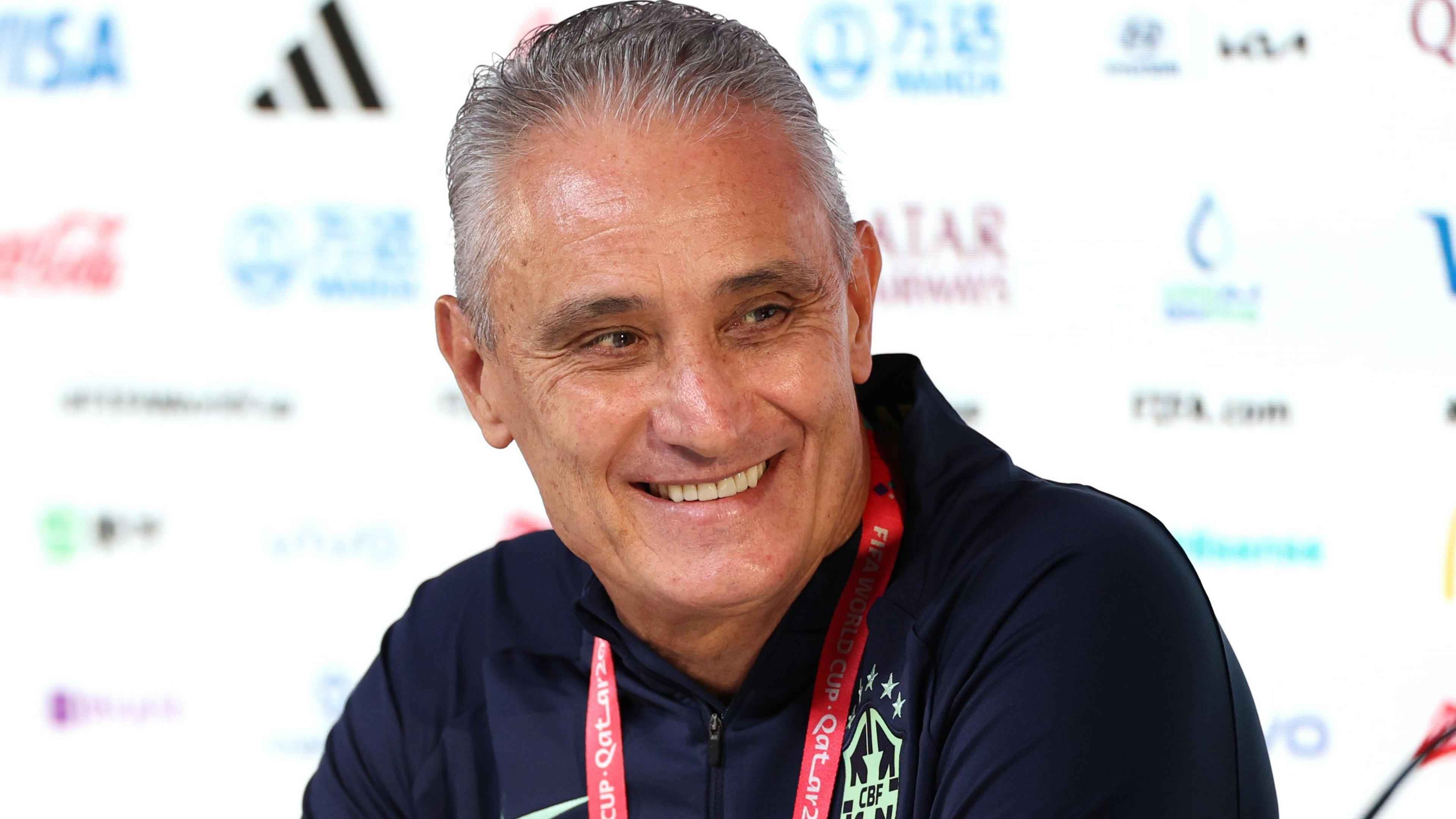 ফুটবল থেকে সরে যাচ্ছেন সাবেক ব্রাজিল কোচ