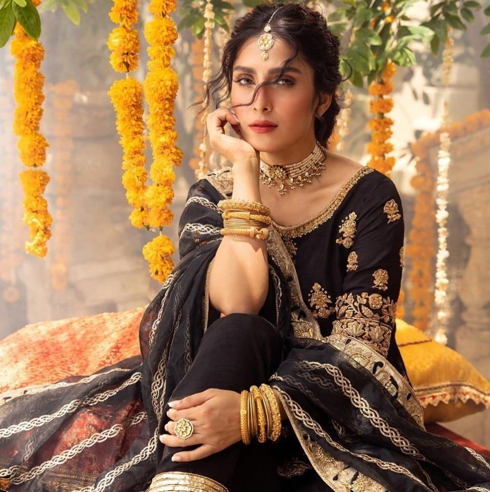 Ayeza_khana Ayeza_khana