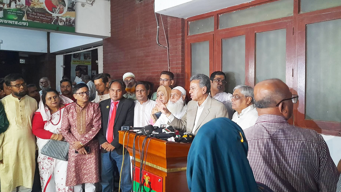 অন্তত ৫০টি রাজনৈতিক দল ডিসেম্বরের আগেই নির্বাচন চায়: আমীর খসরু