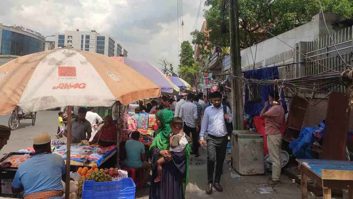 ‘আজ উডাবে কাল আবার বইমু’