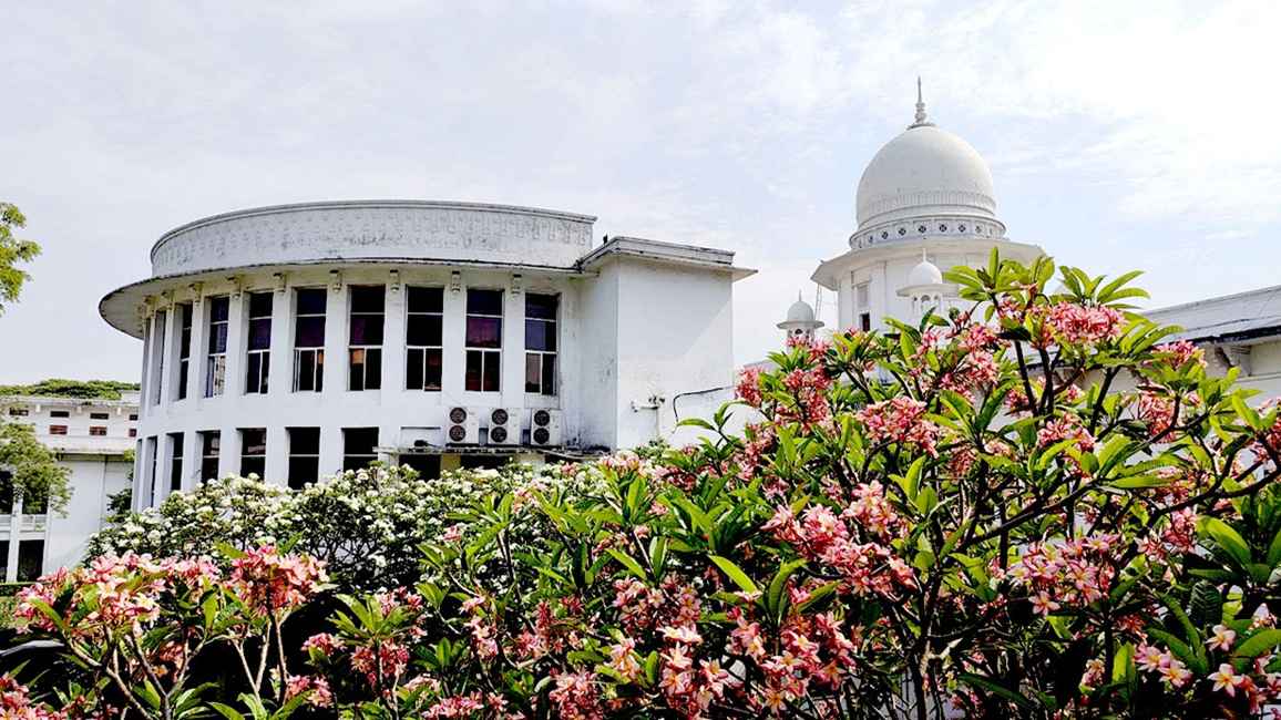 আমদানি পণ্যে কিউআর কোড বাধ্যতামূলক করতে ১০ আইনজীবীর রিট