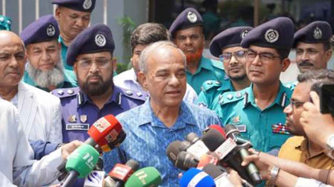 সাধারণ মানুষ চায় এই সরকার আরও পাঁচ বছর থাকুক: স্বরাষ্ট্র উপদেষ্টা