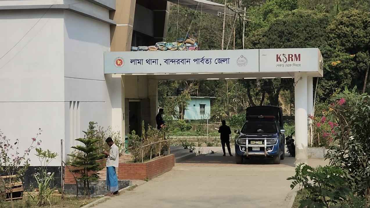 বন্দরবানের লামায় মুক্তিপণ দিয়ে ছাড়া পেলেন ৮ শ্রমিক