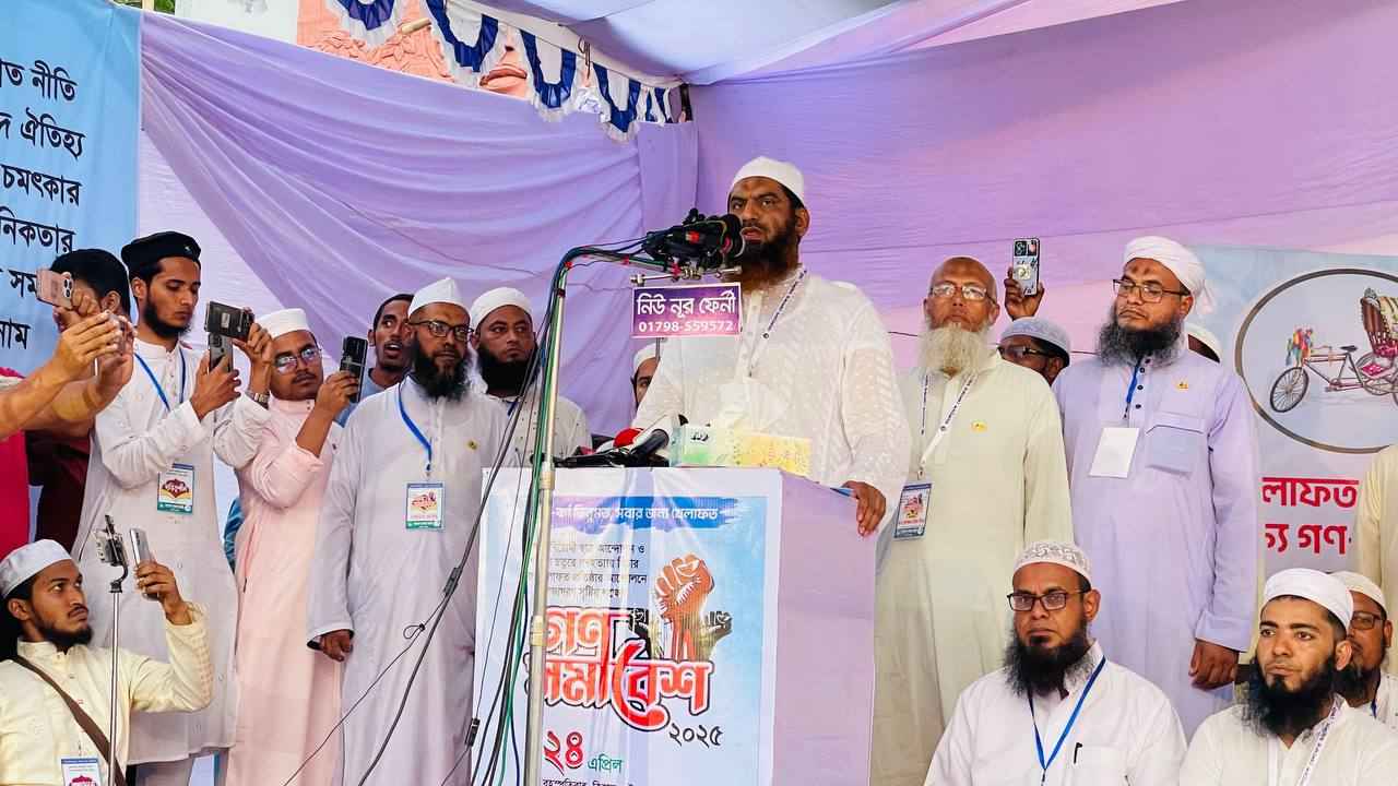 ইসলাম বিরোধী ও সাংঘর্ষিক কোনো সংস্কার বরদাস্ত করা হবে না: মামুনুল হক