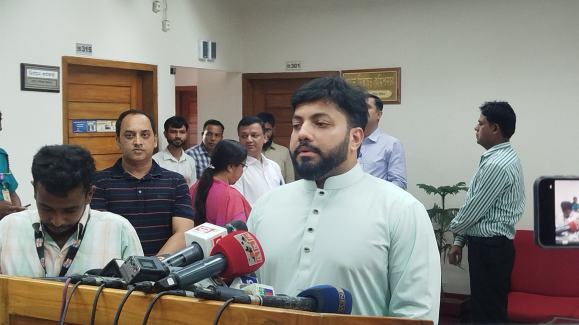 সিইসির সঙ্গে গেজেটের বিষয়ে ইশরাকের সাক্ষাৎ