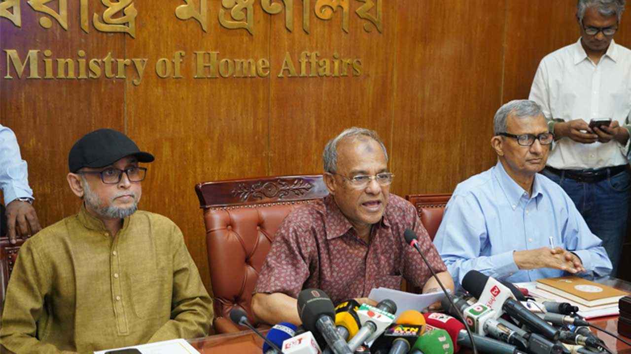 বাংলা নববর্ষ ঘিরে কোনো হুমকি নেই: স্বরাষ্ট্র উপদেষ্টা