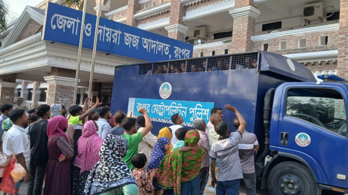 রংপুরে অপহরণকারীকে ছিনিয়ে নেওয়ার অভিযোগে গ্রেফতার ২২