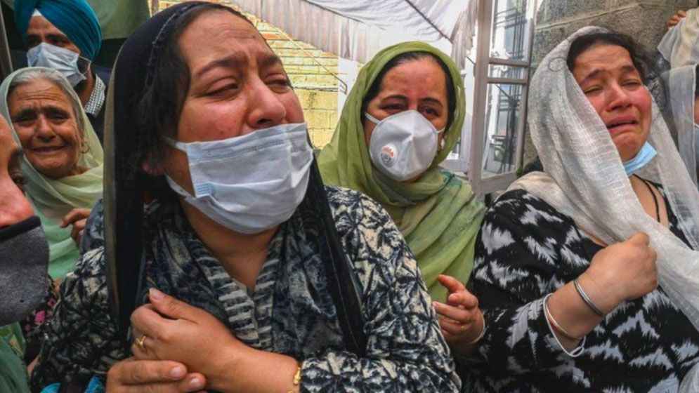 ভারতজুড়ে মুসলিম বিদ্বেষ, হুমকিতে কাশ্মীরিদের জীবন