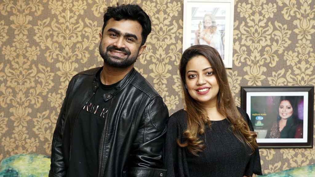 ফিলিস্তিনিদের সমর্থনে ইমরান-কনার প্রতিবাদী গান