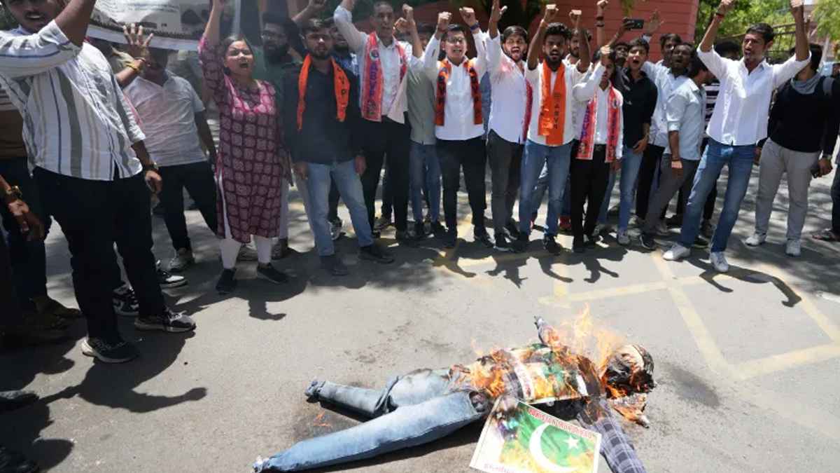 ভারতে ‘দেশদ্রোহী’ তকমায় নিশানায় মুসলিমরা