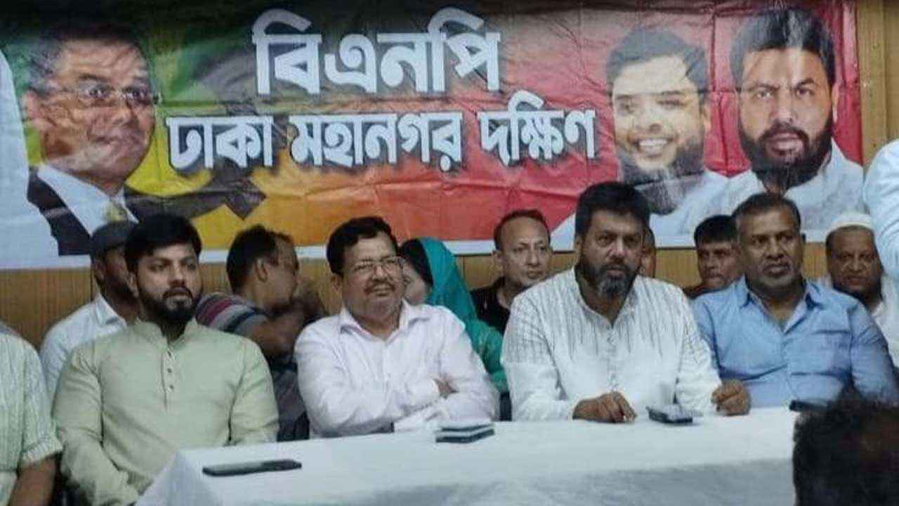 শ্রমিকের অধিকার প্রতিষ্ঠাই হবে মে দিবসের অঙ্গীকার: শিমুল বিশ্বাস