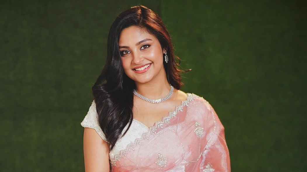 মেলায় পুতুল কিনতে বায়না ধরতাম: নাজনীন নিহা