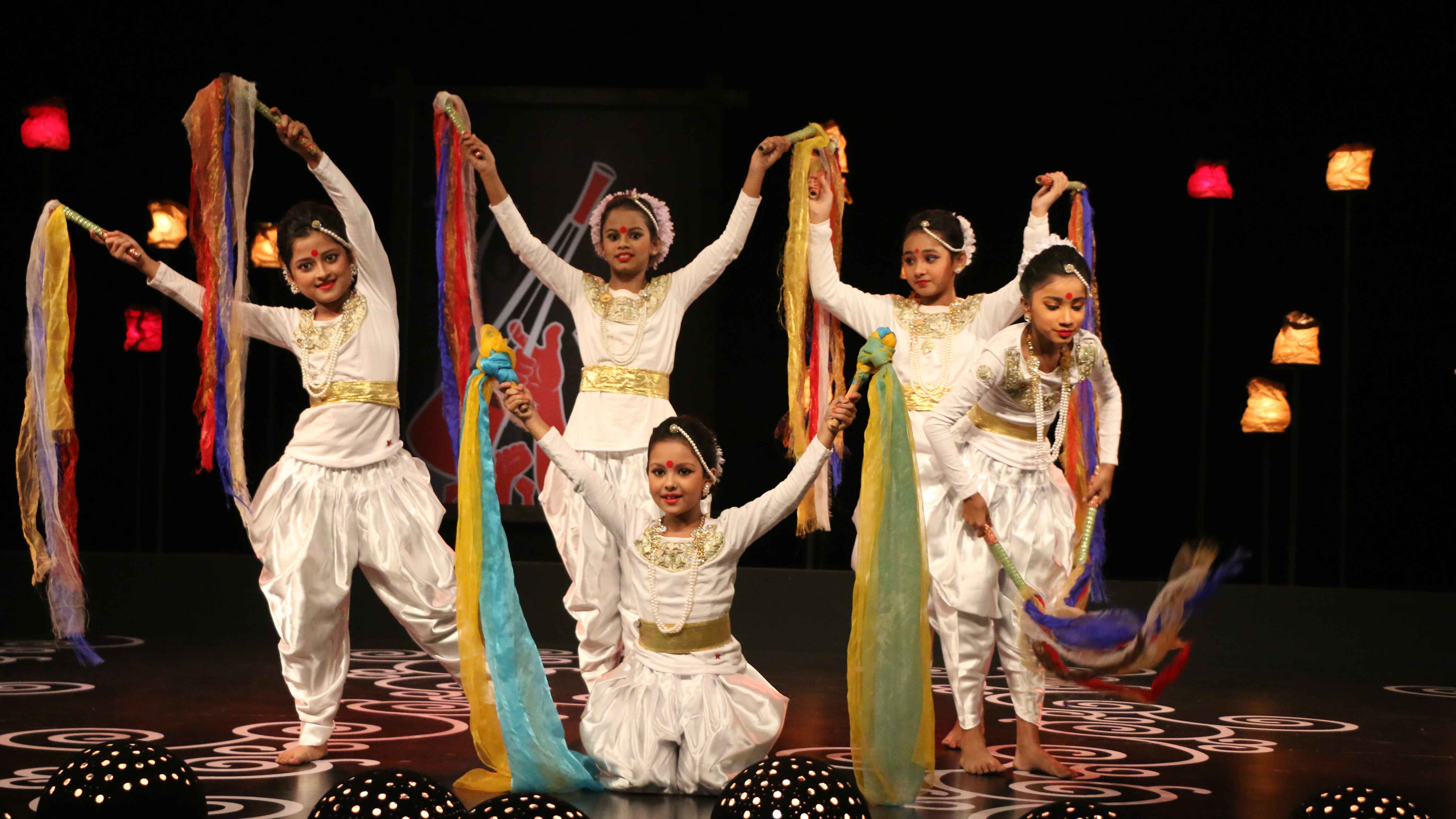 মে দিবসে দুরন্ত টিভির বিশেষ আয়োজন ‘নোঙ্গর তোল তোল’