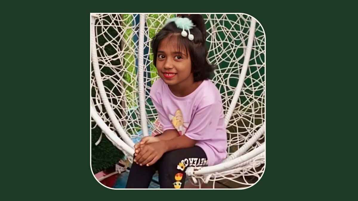 পোষা সাপের কামড়েই প্রাণ গেল সাপুড়ের