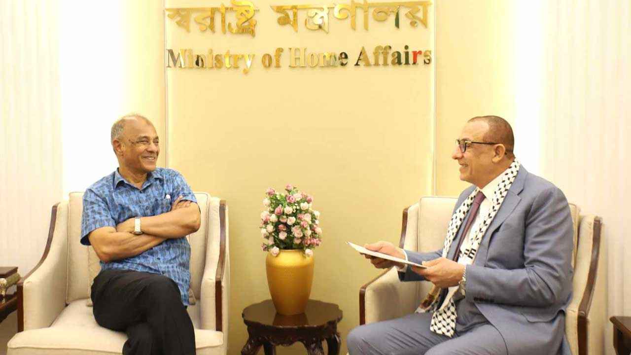 ‘অন্য মুসলিম দেশগুলো যা পারেনি, বাংলাদেশ তা করিয়ে দেখিয়েছে’