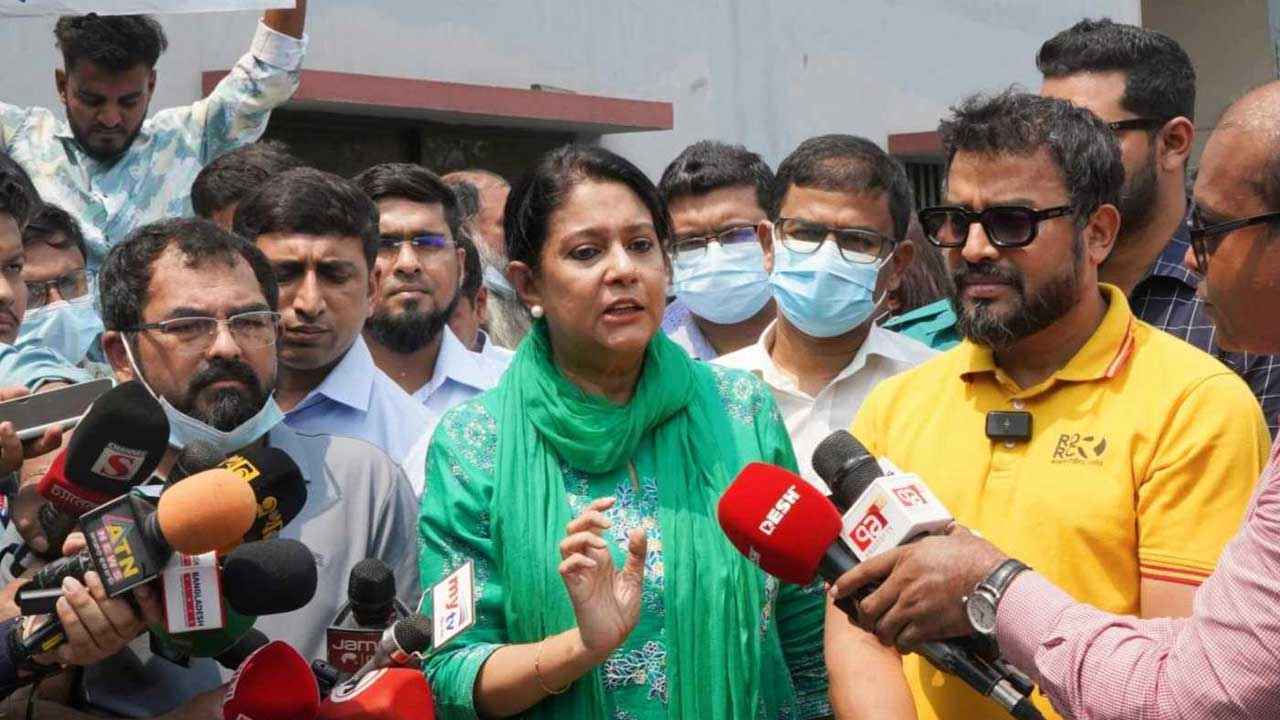 ভাগাড়সহ কোথাও ময়লা পোড়ানো যাবে না: পরিবেশ উপদেষ্টা