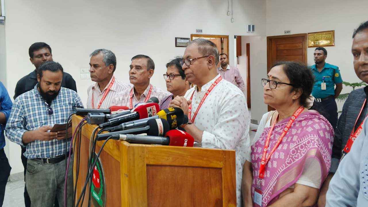 ভোটে আস্থা ফেরাতে বিপ্লবী ওয়ার্কার্স পার্টির ৩১ দাবি