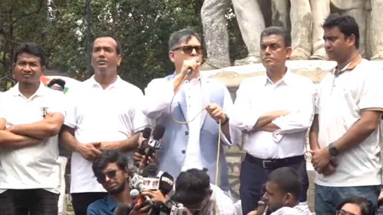 ইসরায়েলকে পরোক্ষভাবে স্বীকৃতি দিয়েছিল আওয়ামী লীগ: সালাহউদ্দিন