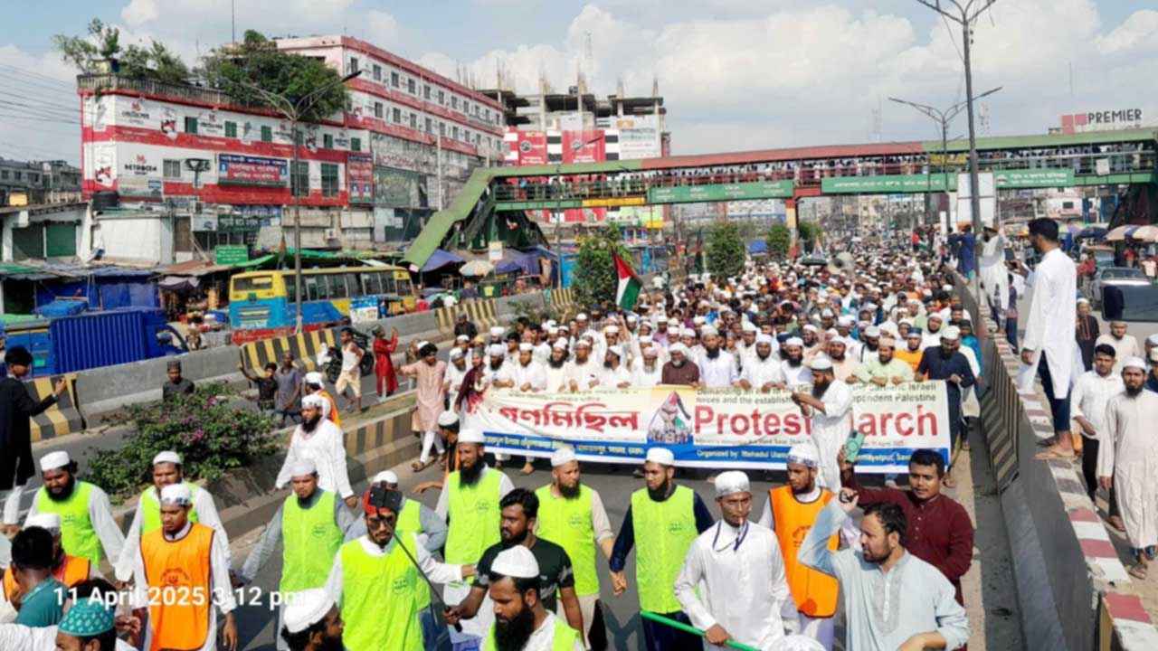 ‘ইহুদিরা মুসলমানদের এক নম্বর শত্রু, ইসরায়েল সবচেয়ে বড় সন্ত্রাসী’